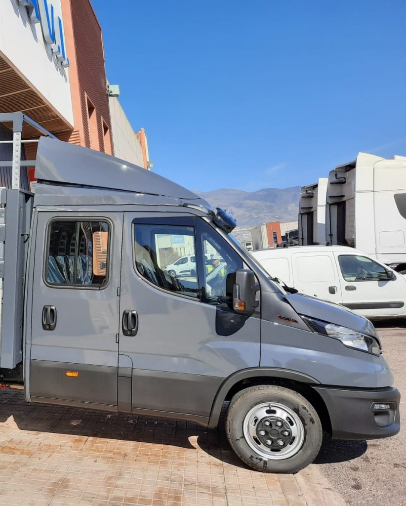 Iveco Daily Doble Cabina